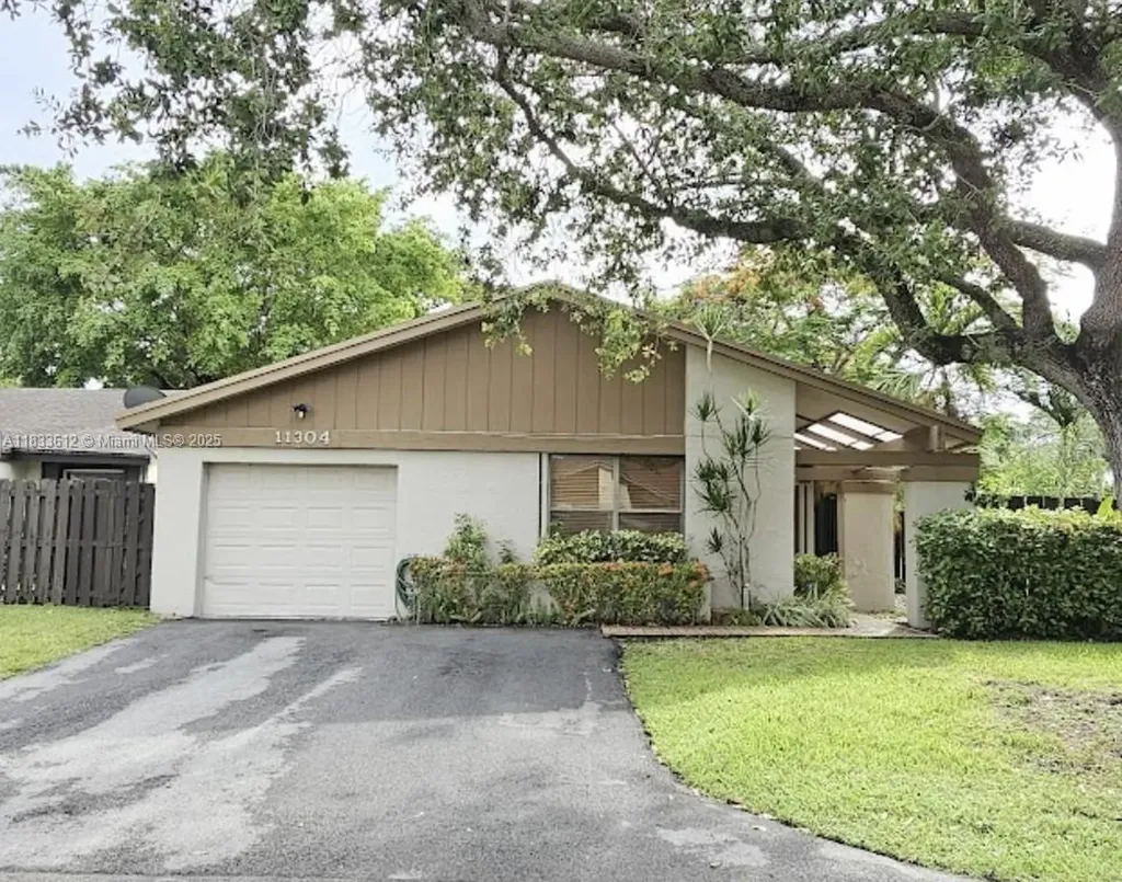 11304 SW 135th Court Miami FL 33186
