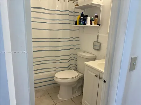 820 SW 11th Avenue Hallandale Beach FL 33009