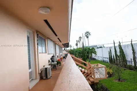 820 SW 11th Avenue Hallandale Beach FL 33009