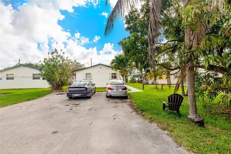 25420 SW 107th Avenue Homestead FL 33032