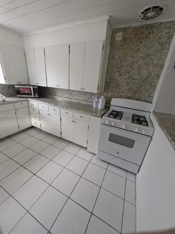 522 18th Street West Palm Beach FL 33407