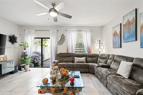 10468 W 33rd Lane Hialeah FL 33018