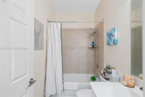 10468 W 33rd Lane Hialeah FL 33018