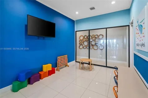 10468 W 33rd Lane Hialeah FL 33018