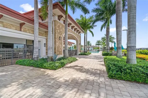 10468 W 33rd Lane Hialeah FL 33018