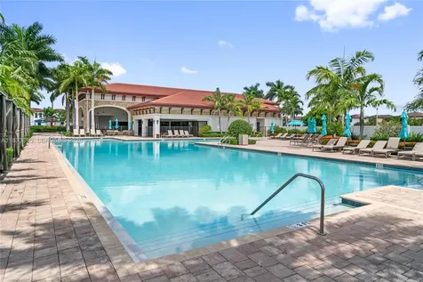 10468 W 33rd Lane Hialeah FL 33018