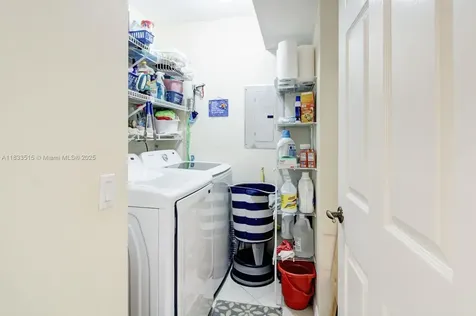 2524 NW 104th Avenue Sunrise FL 33322