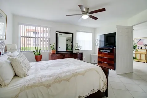 2524 NW 104th Avenue Sunrise FL 33322
