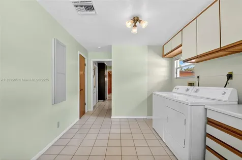 4141 Nova Lane Lake Worth FL 33462