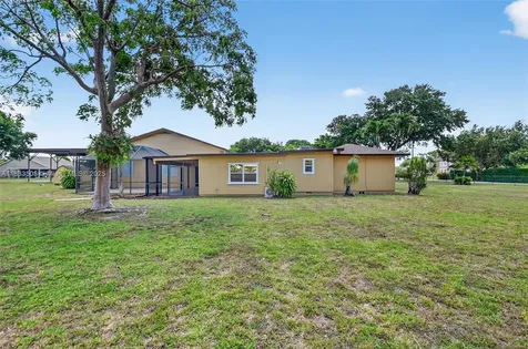 4141 Nova Lane Lake Worth FL 33462