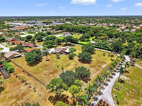 4141 Nova Lane Lake Worth FL 33462