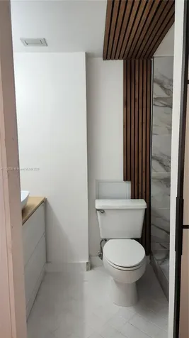 18051 Biscayne Boulevard Aventura FL 33160