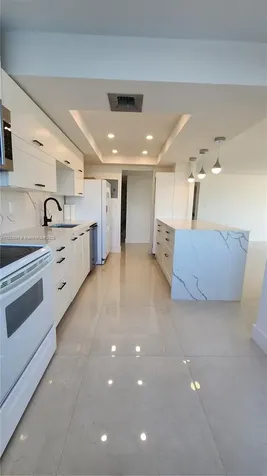 18051 Biscayne Boulevard Aventura FL 33160