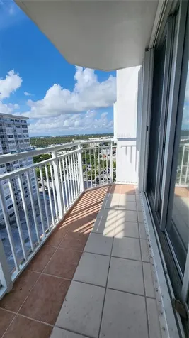 18051 Biscayne Boulevard Aventura FL 33160