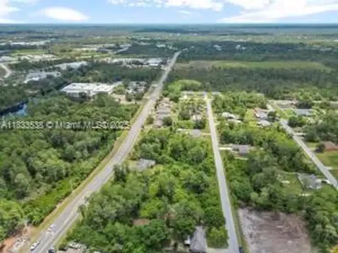 1325 Sagbloom SE Palm Bay FL 33909
