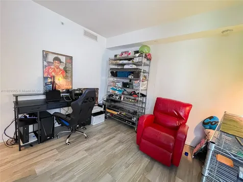 801 S Miami Avenue Miami FL 33130