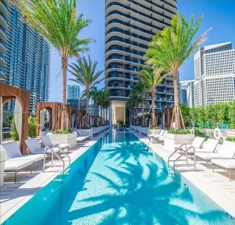 801 S Miami Avenue Miami FL 33130
