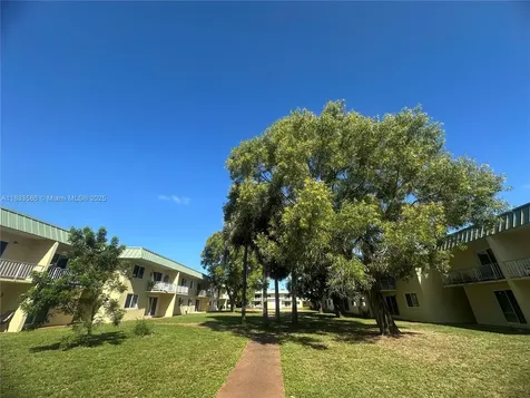 505 NW 177th Street Miami Gardens FL 33169
