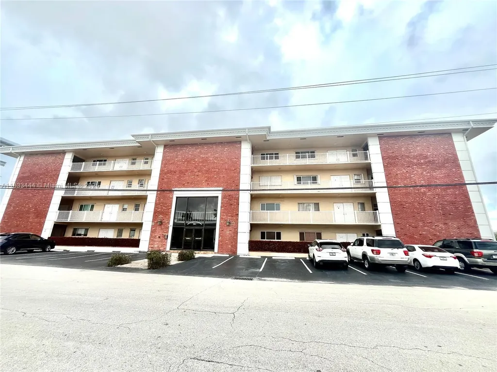2841 NE 33rd Court Fort Lauderdale FL 33306