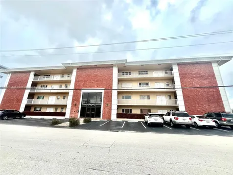 2841 NE 33rd Court Fort Lauderdale FL 33306