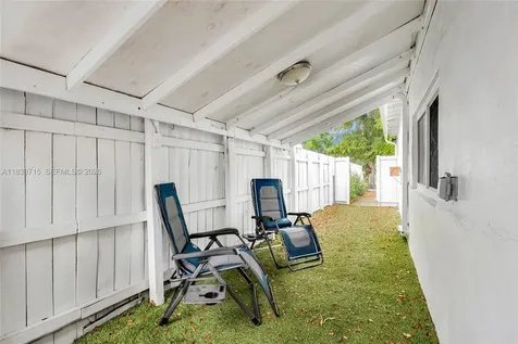 104 SW 40th Avenue Miami FL 33134