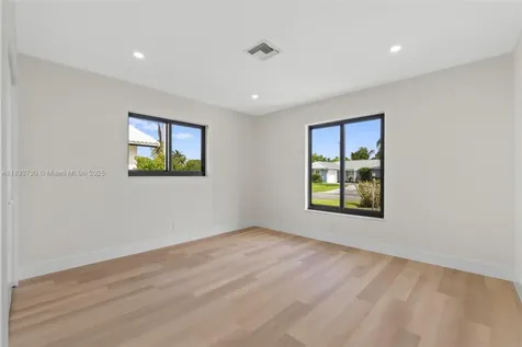 1340 SW 27th Place Boynton Beach FL 33426