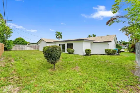 1340 SW 27th Place Boynton Beach FL 33426