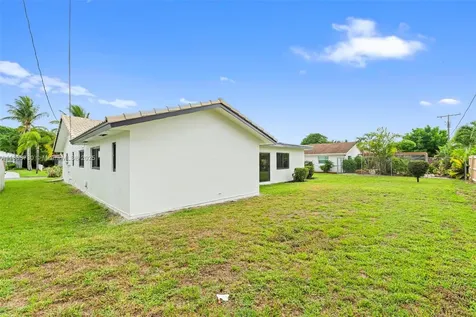 1340 SW 27th Place Boynton Beach FL 33426