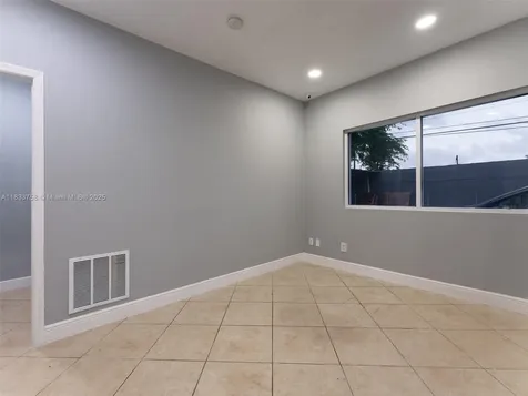 2695 NW 141st Street Opa-Locka FL 33054