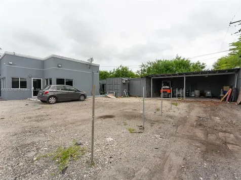 2695 NW 141st Street Opa-Locka FL 33054