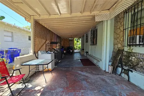 138 NW 34th Street Miami FL 33127