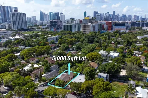 138 NW 34th Street Miami FL 33127