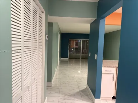 2861 NW 47th Terrace Lauderdale Lakes FL 33313