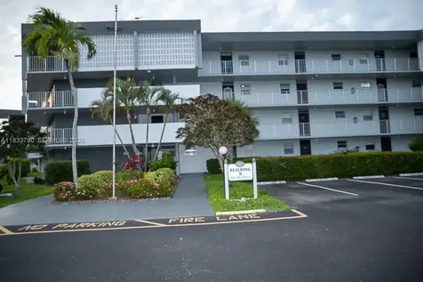 2861 NW 47th Terrace Lauderdale Lakes FL 33313