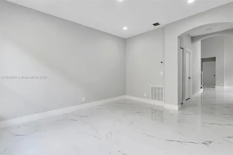 860 SW 191st Avenue Pembroke Pines FL 33029