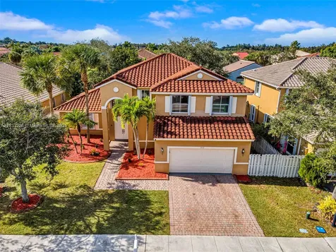 860 SW 191st Avenue Pembroke Pines FL 33029