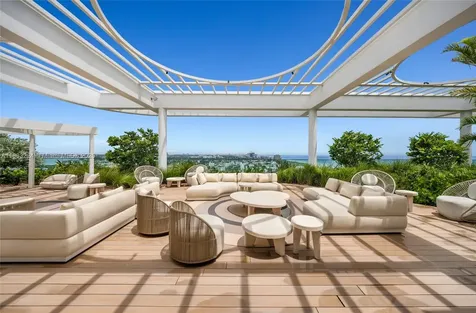 580 72 Miami Beach FL 331441