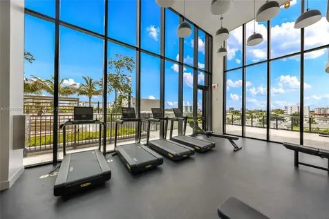580 72 Miami Beach FL 331441