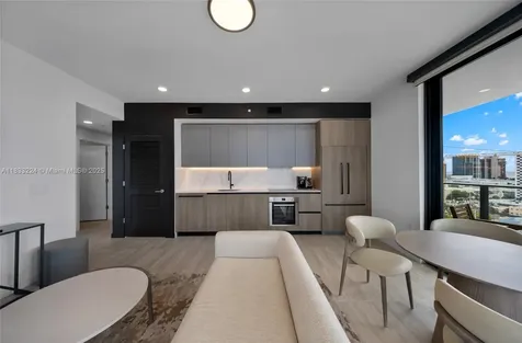 580 72 Miami Beach FL 331441