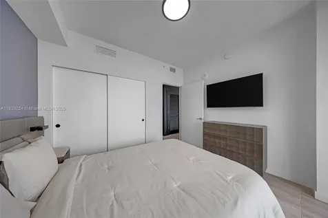 580 72 Miami Beach FL 331441
