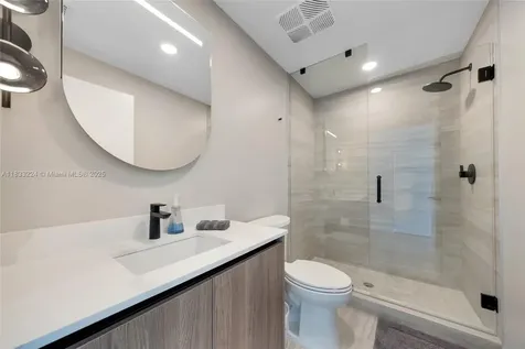 580 72 Miami Beach FL 331441