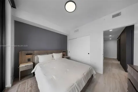 580 72 Miami Beach FL 331441