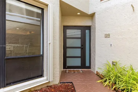 39 Balfour Road Palm Beach Gardens FL 33418