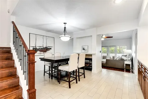 39 Balfour Road Palm Beach Gardens FL 33418