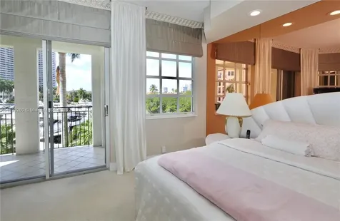 3900 Island Boulevard Aventura FL 33160