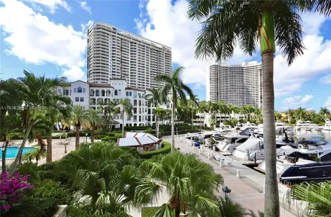 3900 Island Boulevard Aventura FL 33160