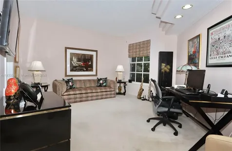 3900 Island Boulevard Aventura FL 33160