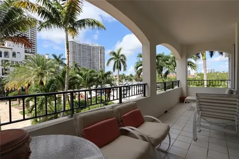 3900 Island Boulevard Aventura FL 33160