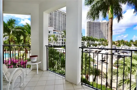 3900 Island Boulevard Aventura FL 33160