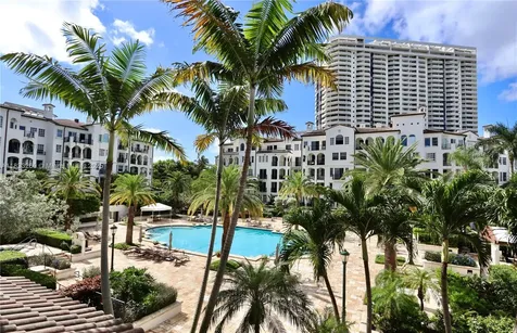 3900 Island Boulevard Aventura FL 33160